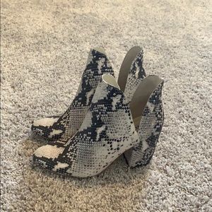 Steve Madden booties